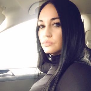 Meet your Posher, Sonya